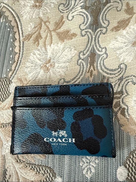 Coach Other - Coach Blue Black Leopard Print Zip Card Case Wallet AS IS
